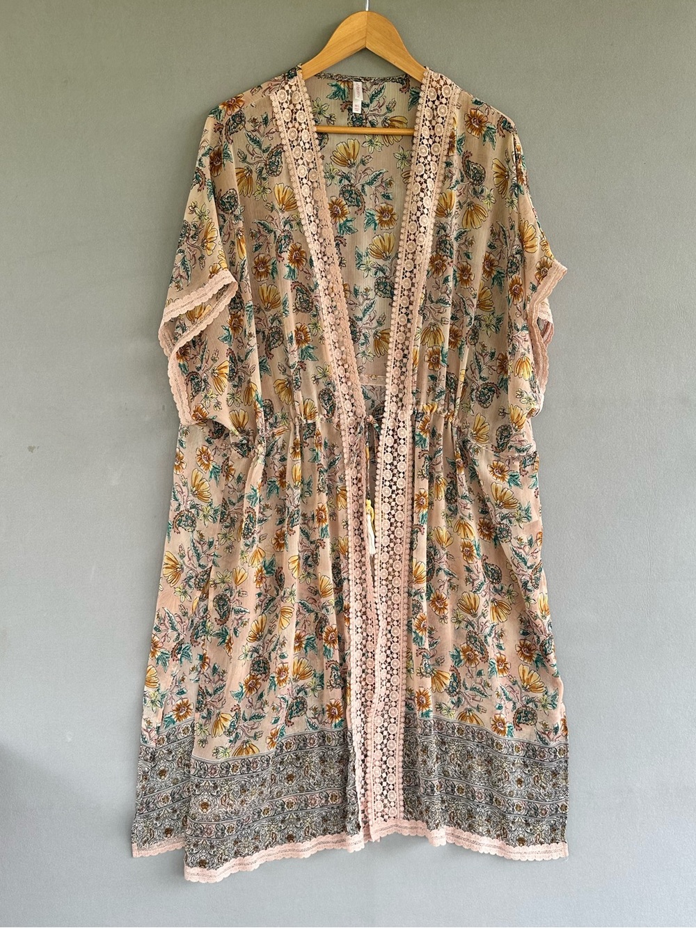 ๐5 for $45๐ Xhilaration open top kimono size M/L - Picture 3 of 7